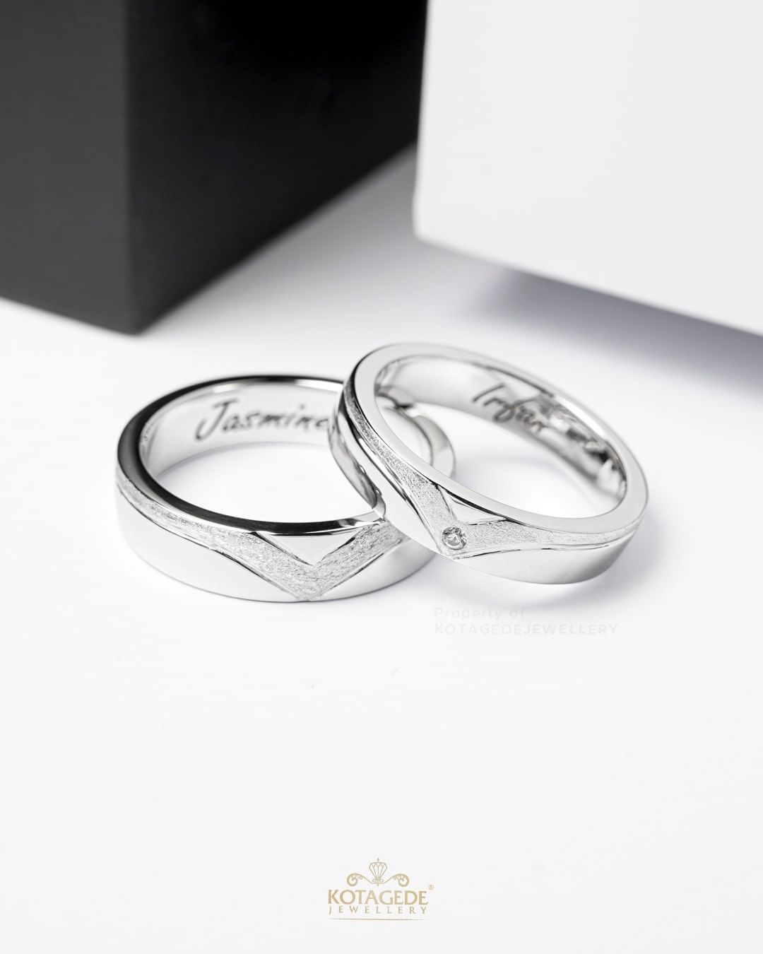 Cincin Kawin Tunangan Platidium Couple V PTD0547PTD