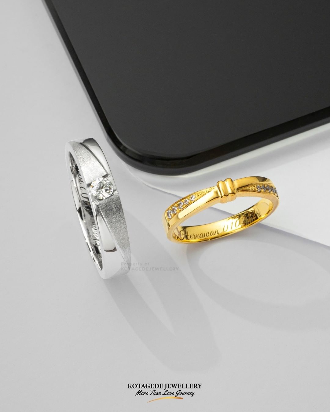 Cincin Kawin Tunangan Platidium Emas Kuning Simple Ribbon PTD0576YG