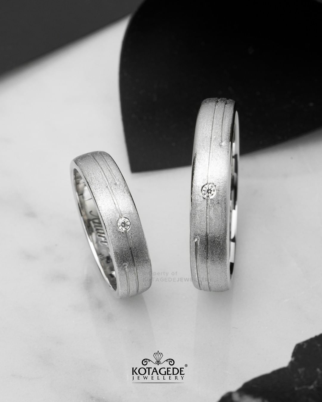 Cincin Kawin Tunangan Platidium Couple Doff Simple PTD0688PTD