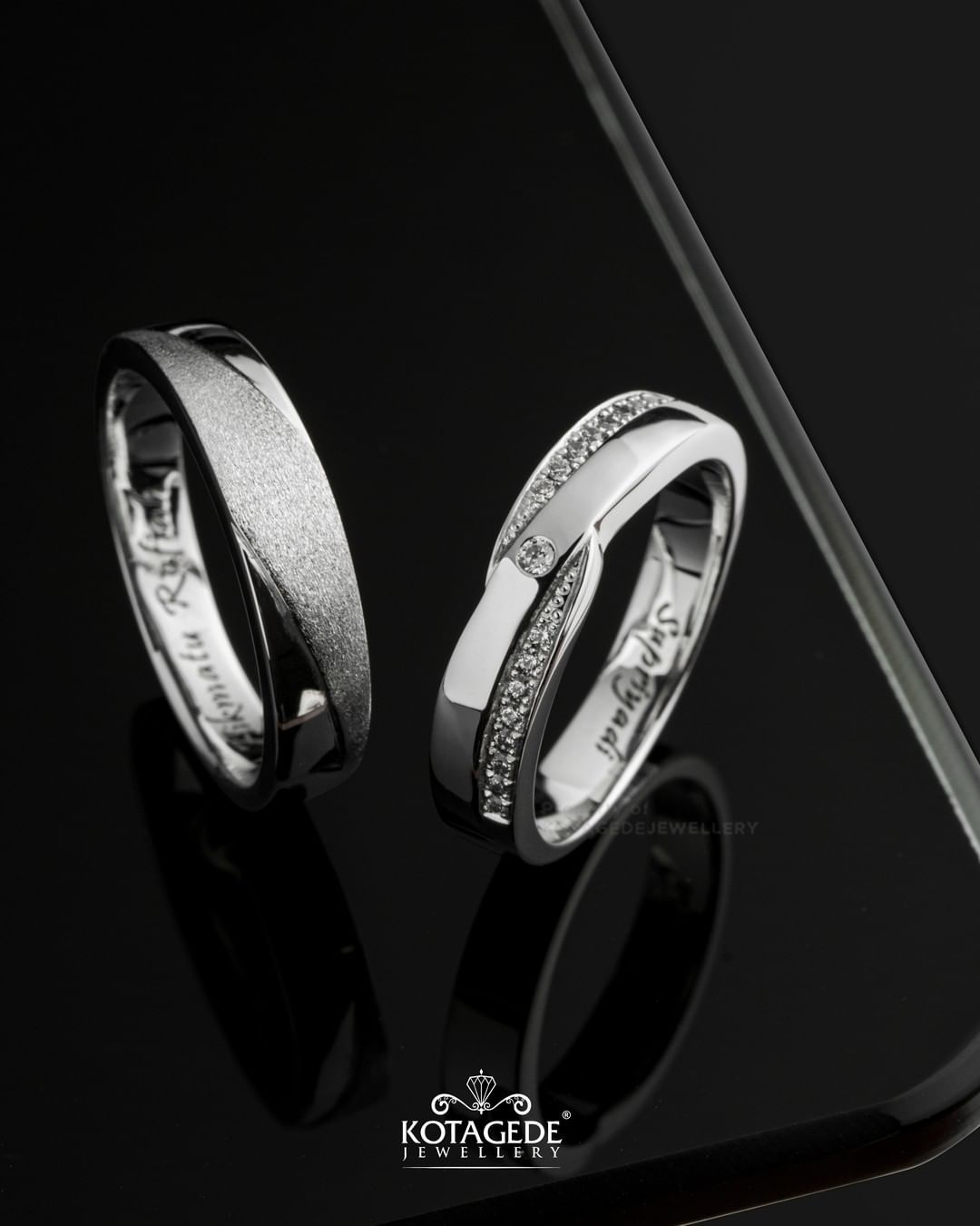 Cincin Kawin Tunangan Platidium Couple Doff Glossy Crossover PTD0556PTD